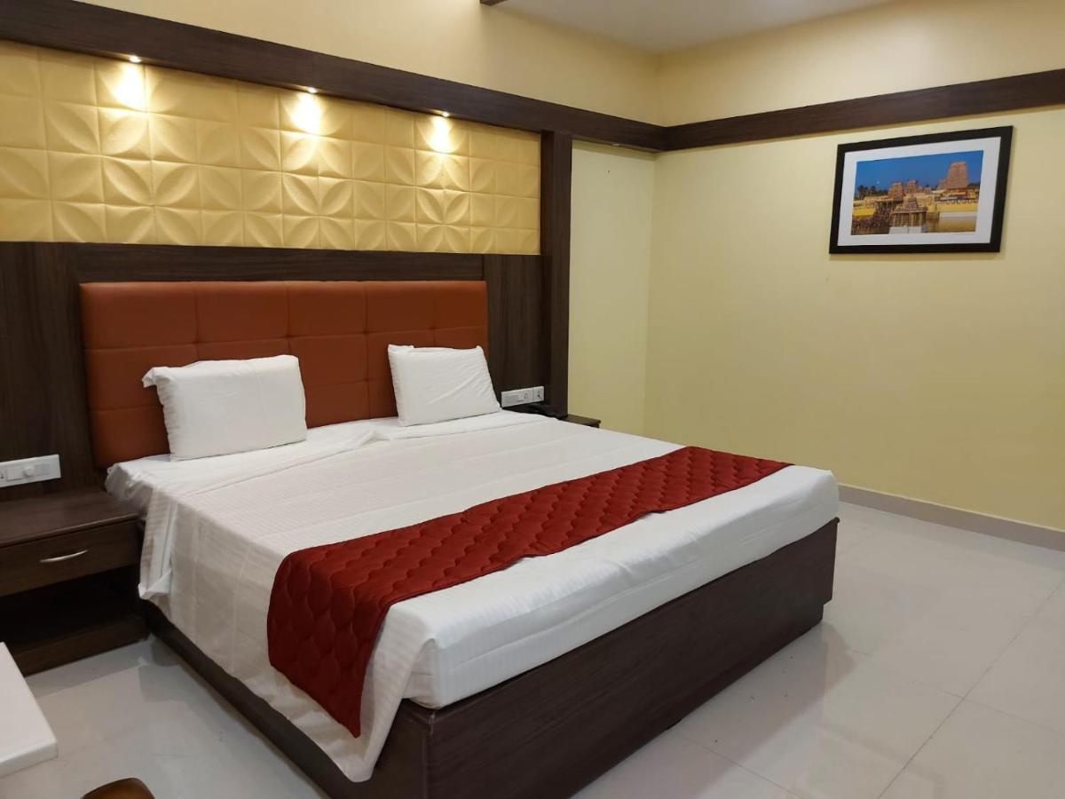 Sri Balaji Grand Hotel Kumbakonam Exteriér fotografie