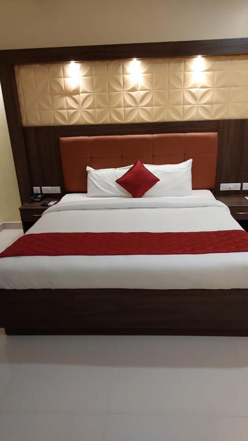 Sri Balaji Grand Hotel Kumbakonam Exteriér fotografie